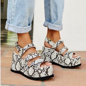 NWT Free People Platform Shoes